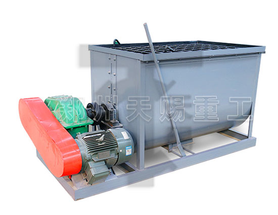 臥式混合攪拌機